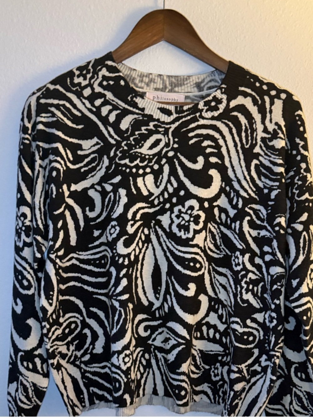 Philosophy Black and White Floral Scroll Knit Pullover